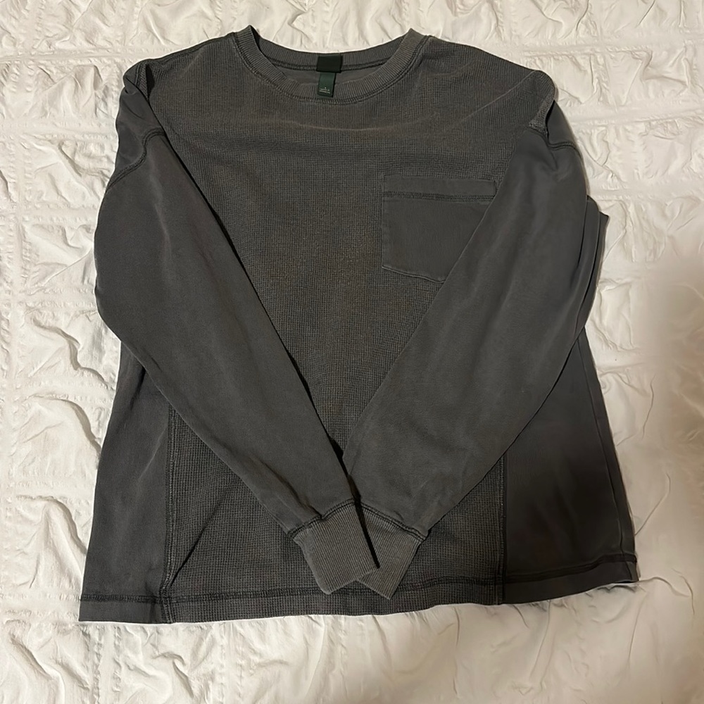 Size small waffle long sleeve dark gray top.